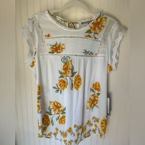 Pretty Daniel Rainn Flutter Sleeve Shirt NWT